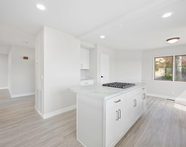 13705 Abell Drive - Photo Thumbnail 34