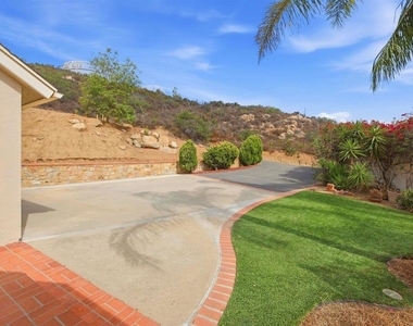 13705 Abell Drive - Photo Thumbnail 13