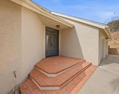 13705 Abell Drive - Photo Thumbnail 24