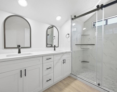 13705 Abell Drive - Photo Thumbnail 51