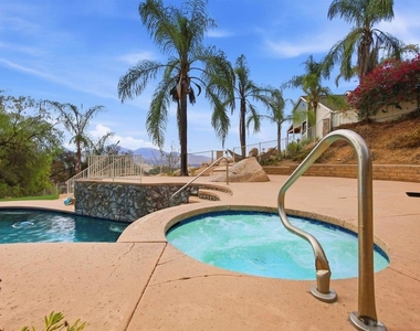 13705 Abell Drive - Photo Thumbnail 18