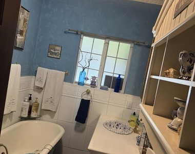 4412 Luneta Drive - Photo Thumbnail 16