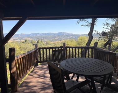 4412 Luneta Drive - Photo Thumbnail 2