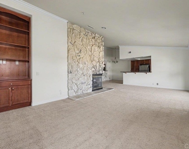 1434 Marshall Rd - Photo Thumbnail 12