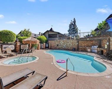 1434 Marshall Rd - Photo Thumbnail 1
