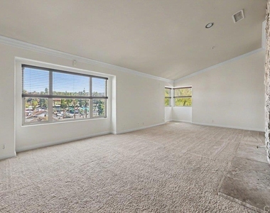 1434 Marshall Rd - Photo Thumbnail 13