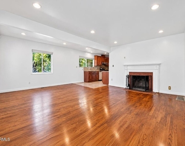 3289 Inglewood Boulevard - Photo Thumbnail 7