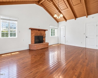 3289 Inglewood Boulevard - Photo Thumbnail 14