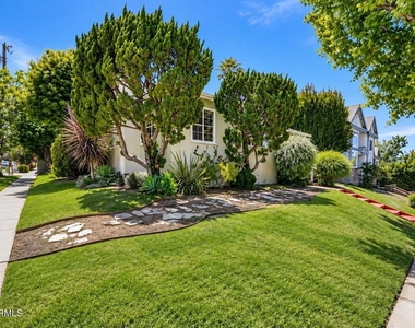 3289 Inglewood Boulevard - Photo Thumbnail 1