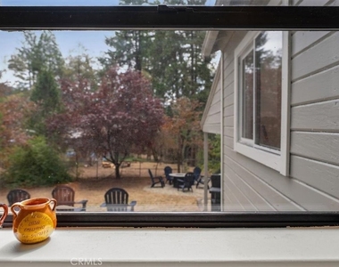 4312 Hemlock - Photo Thumbnail 16