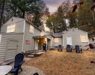 4312 Hemlock - Photo Thumbnail 8