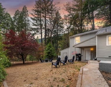 4312 Hemlock - Photo Thumbnail 13