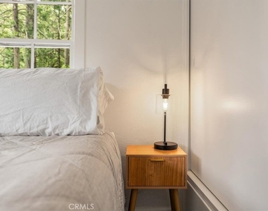 4312 Hemlock - Photo Thumbnail 23