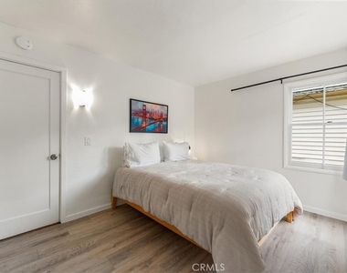 4312 Hemlock - Photo Thumbnail 26