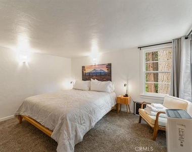4312 Hemlock - Photo Thumbnail 22