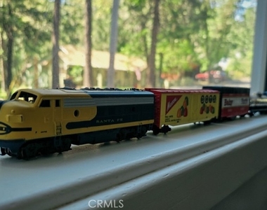 4312 Hemlock - Photo Thumbnail 38