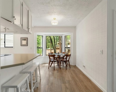 4312 Hemlock - Photo Thumbnail 19