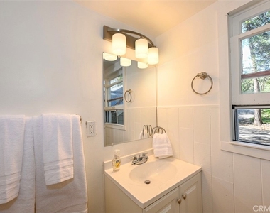 4312 Hemlock - Photo Thumbnail 44
