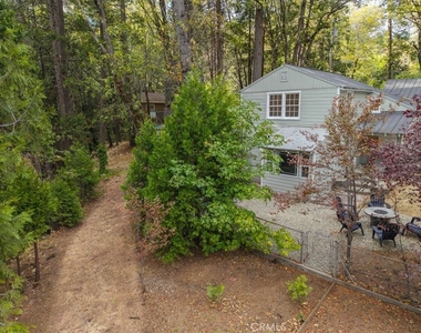 4312 Hemlock - Photo Thumbnail 3