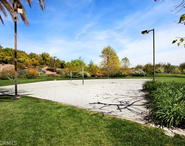 1 Paseo Vista - Photo Thumbnail 27