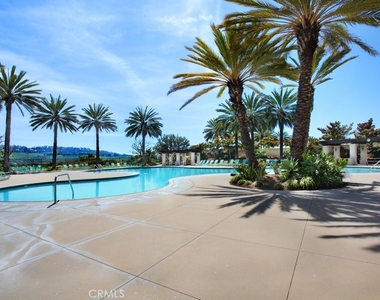 1 Paseo Vista - Photo Thumbnail 25