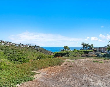 1285 Cortez Avenue - Photo Thumbnail 26