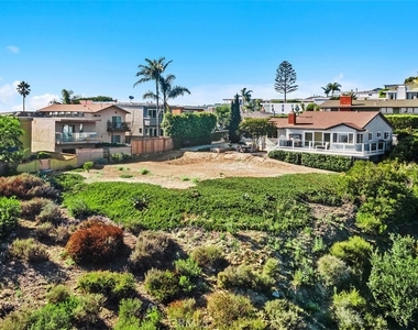 1285 Cortez Avenue - Photo Thumbnail 9