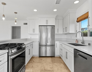 1285 Cortez Avenue - Photo Thumbnail 12