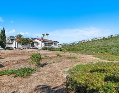 1285 Cortez Avenue - Photo Thumbnail 32