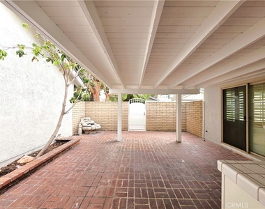 3709 S Sea Cliff - Photo Thumbnail 18