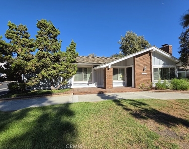 3709 S Sea Cliff - Photo Thumbnail 21