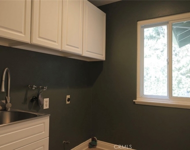 423 S Westridge - Photo Thumbnail 12