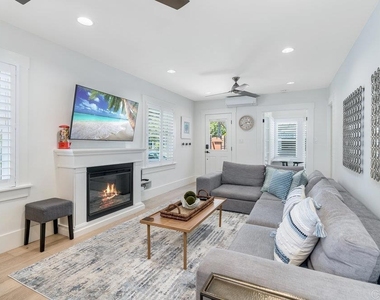 818 7th Street - Photo Thumbnail 16
