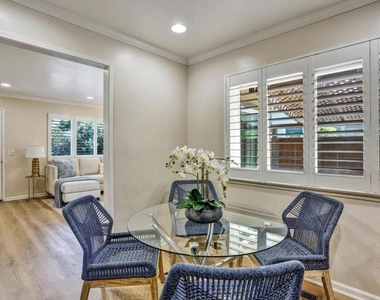 124 Oakwood Drive - Photo Thumbnail 16
