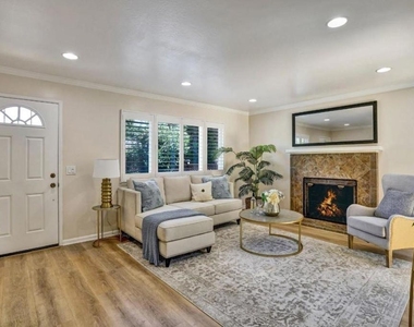 124 Oakwood Drive - Photo Thumbnail 11