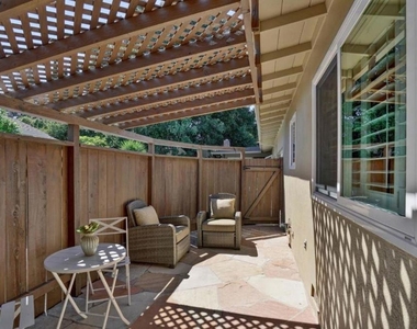 124 Oakwood Drive - Photo Thumbnail 14