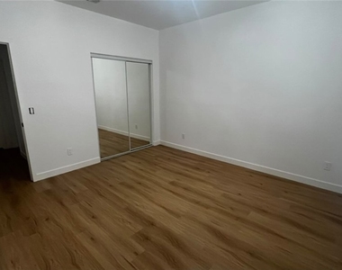 1160 Vallejo - Photo Thumbnail 6