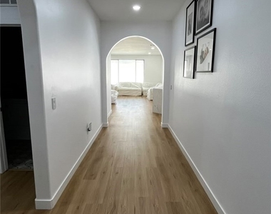 1160 Vallejo - Photo Thumbnail 8