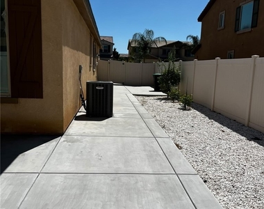 1160 Vallejo - Photo Thumbnail 11