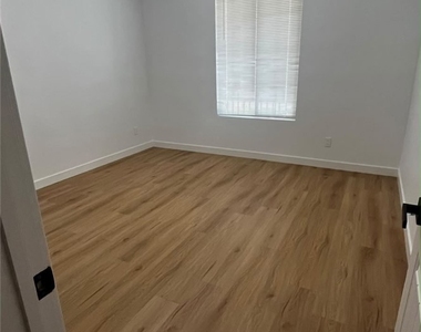 1160 Vallejo - Photo Thumbnail 7