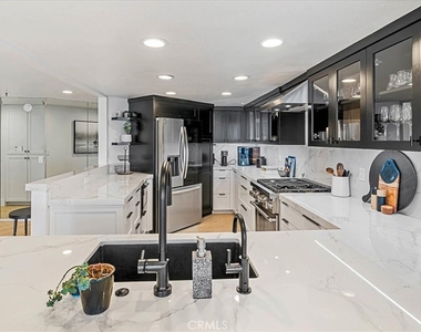 410 Corto Lane - Photo Thumbnail 13