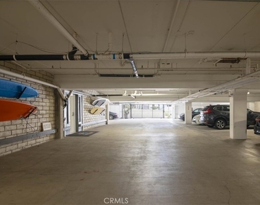 410 Corto Lane - Photo Thumbnail 41