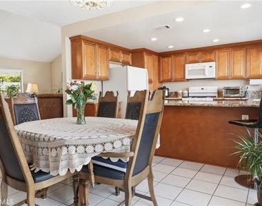 11477 Benton - Photo Thumbnail 13