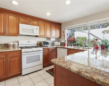 11477 Benton - Photo Thumbnail 7