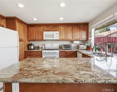 11477 Benton - Photo Thumbnail 10