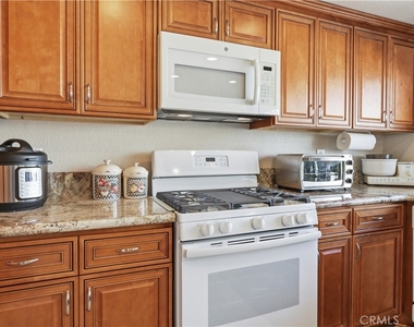 11477 Benton - Photo Thumbnail 8
