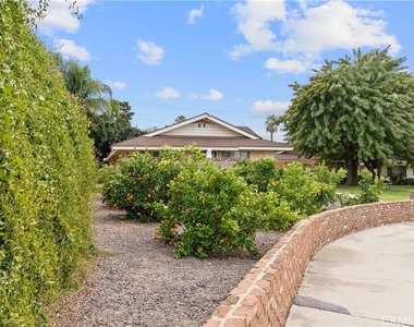 534 Roosevelt Road - Photo Thumbnail 19
