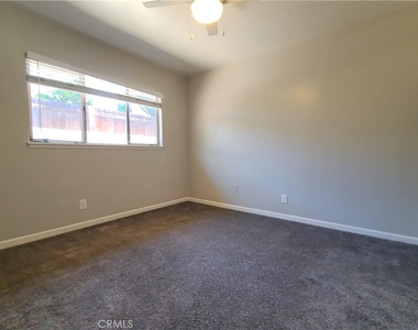 534 Roosevelt Road - Photo Thumbnail 11
