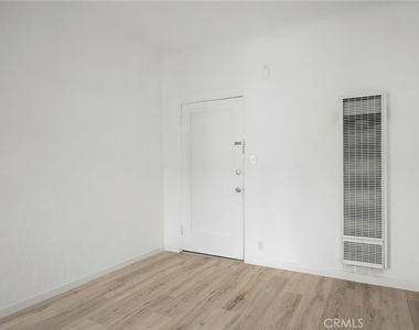 617 E Garfield - Photo Thumbnail 2