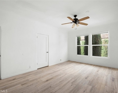 617 E Garfield - Photo Thumbnail 3